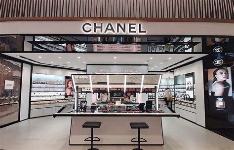 chanel beauty center.